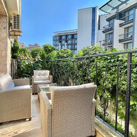 Royal Bay - Private - Bsr - 3 Apartment *